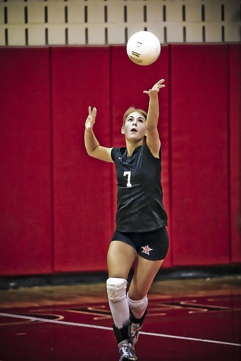 how-to-serve-a-volleyball-underarm-and-overhand-set-up-for-volleyball